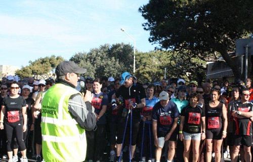 John giving last instructions and encouragement to the participants of the 2010 Endo Walkathon